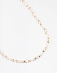 Beaded Gold And Pearl Necklace - link has visual effect only