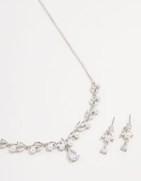 Silver Cubic Zirconia & Pearl Jewellery Set - link has visual effect only